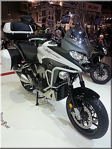 Honda_VFR800X_Crossrunner-3.jpg