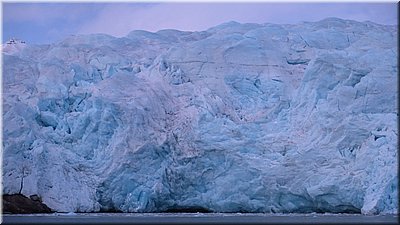 10211025-1537 Nordenskiold glacier at dusk DSCF1278;Martin.JPG