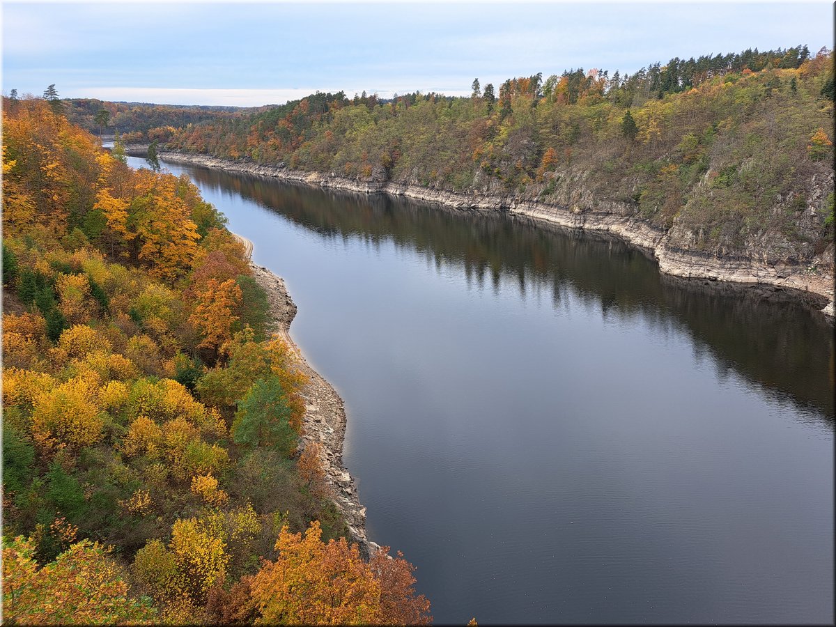 231030-motovylet-mostVltava-142011.jpg