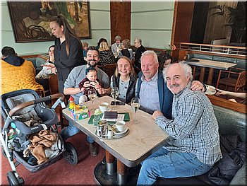 240322-TaucHelenMaxMaria-Slavia-02.jpg