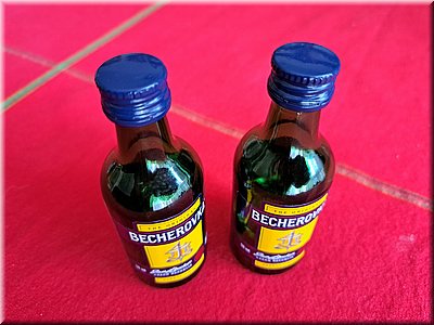 250227-Qiiiz-Chyne-Becher2x.jpg