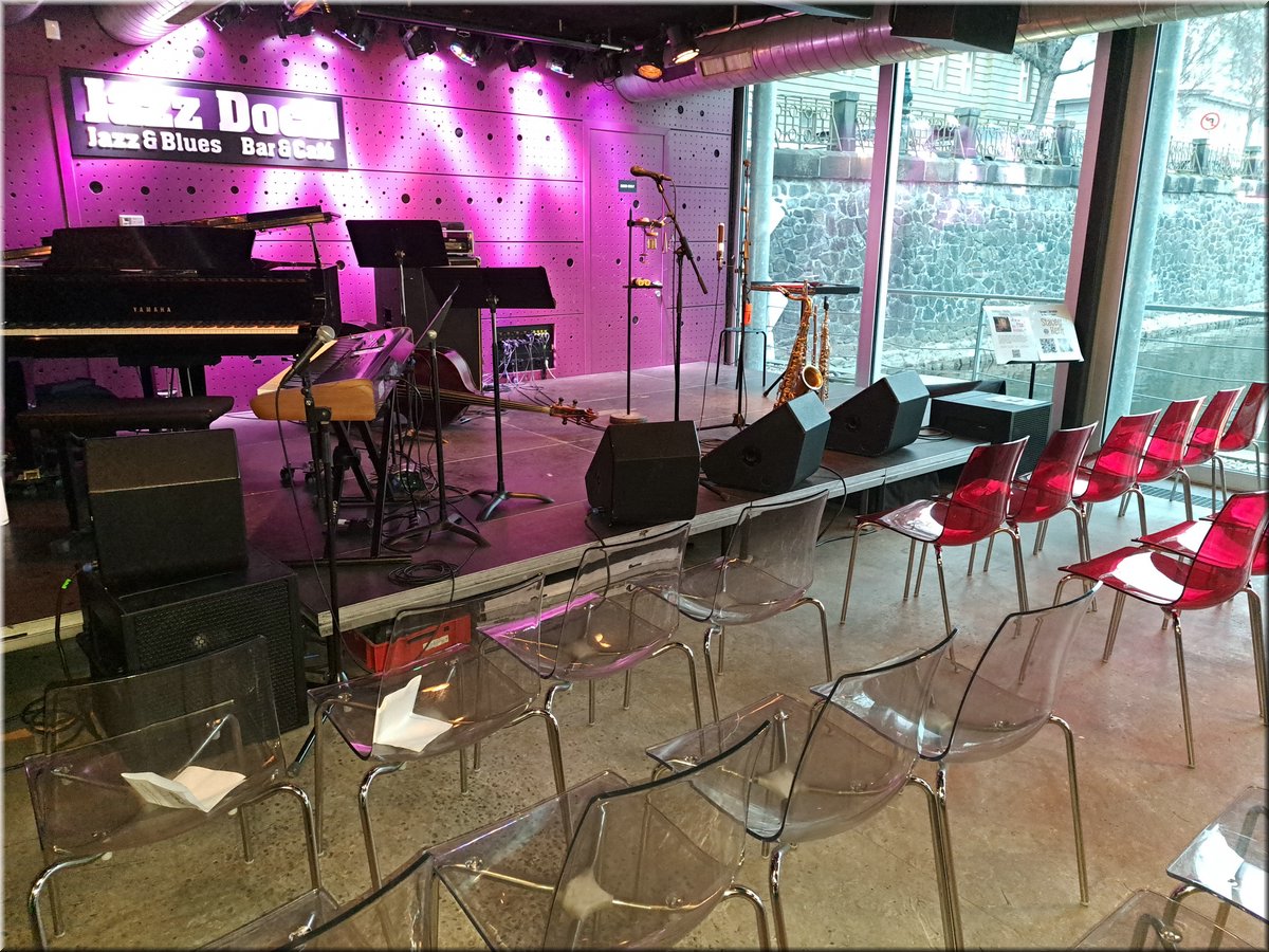 250322-StaceyKent-Jazzdock-181601.jpg