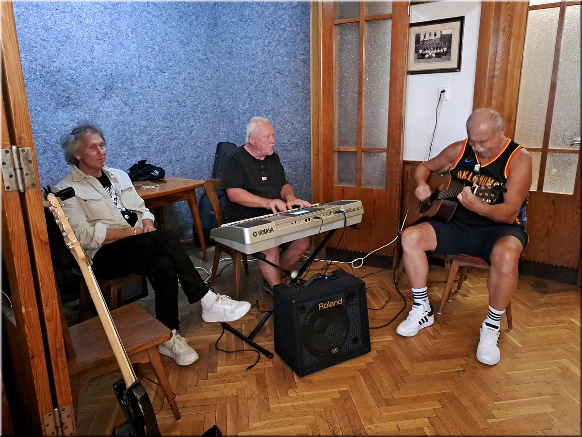 250712-Mirek70-kapela3.jpg