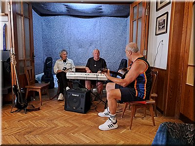 250712-Mirek70-kapela1.jpg