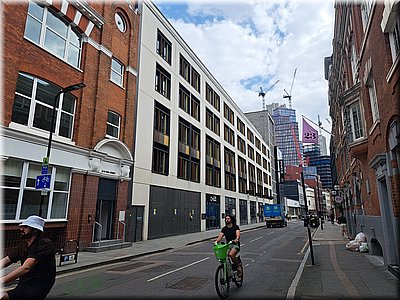 250725-Londyn-154607_Ad.jpg