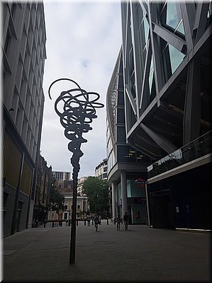 250726-Londyn-085626behaniporanu_Ad.jpg