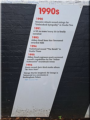 250726-Londyn-140118AbbeyRoad1990_Ad.jpg