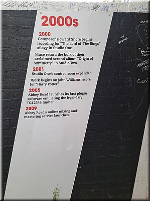 250726-Londyn-140123AbbeyRoad2000_Ad.jpg