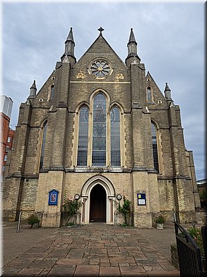250726-Londyn-151554_Ad.jpg