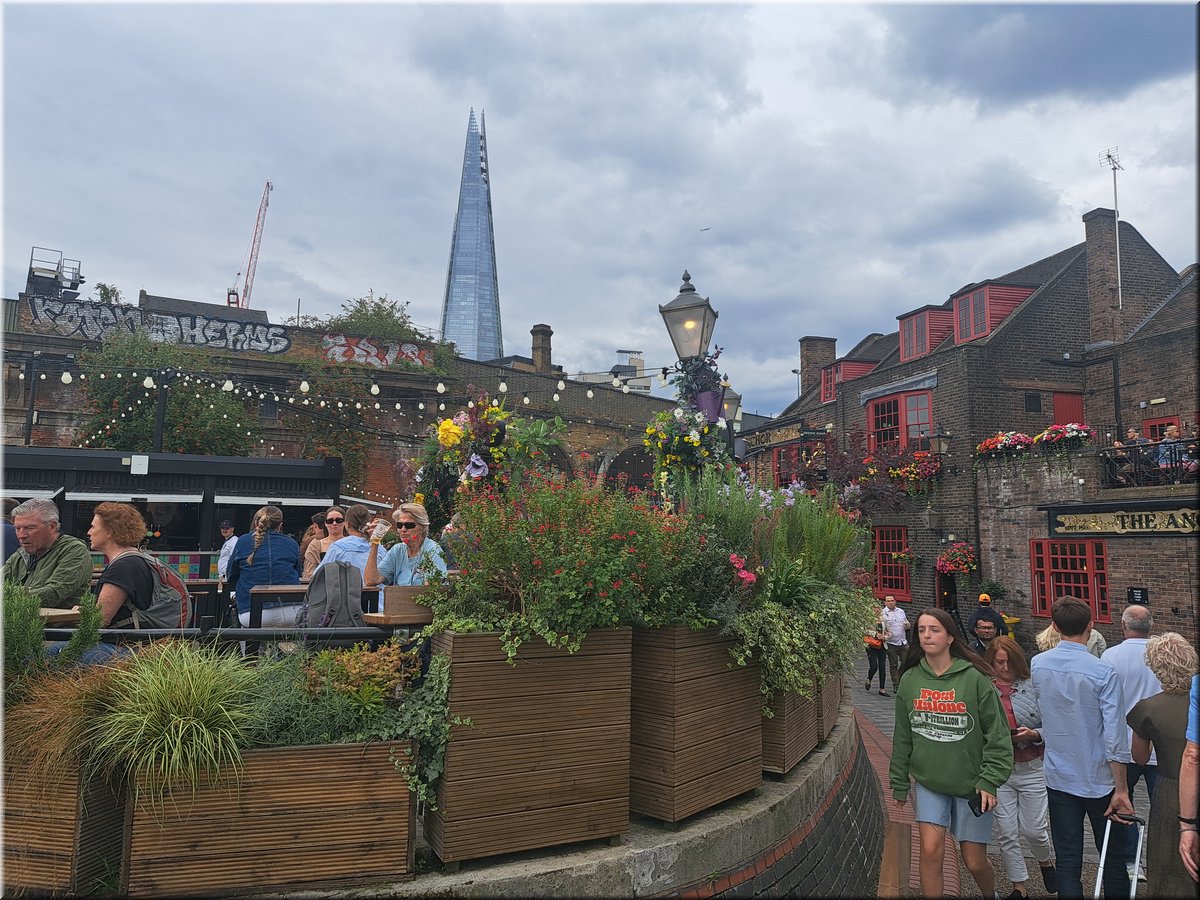 250727-Londyn-161431_Ad.jpg