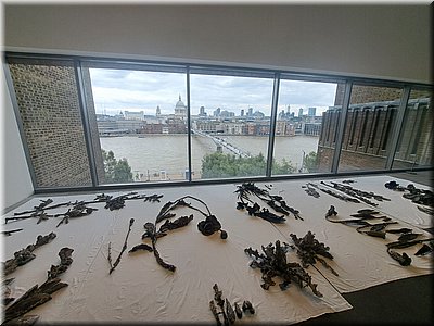250727-Londyn-152520muzeum_Ad.jpg