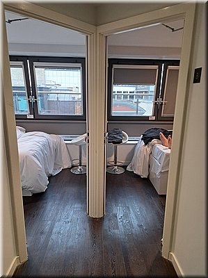 250727-Londyn-184704pokoj_Ad.jpg