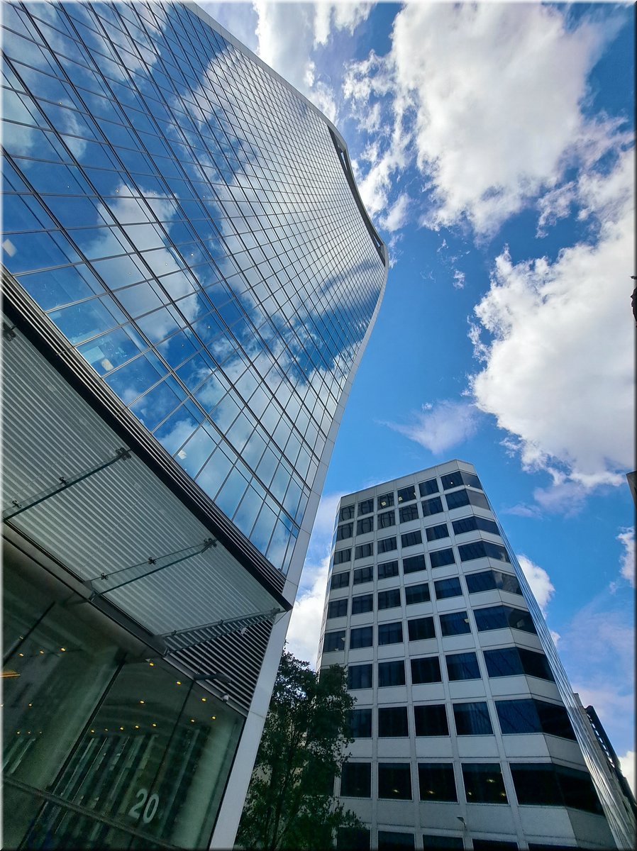 250728-Londyn-121820SkyGarden_Ad.jpg
