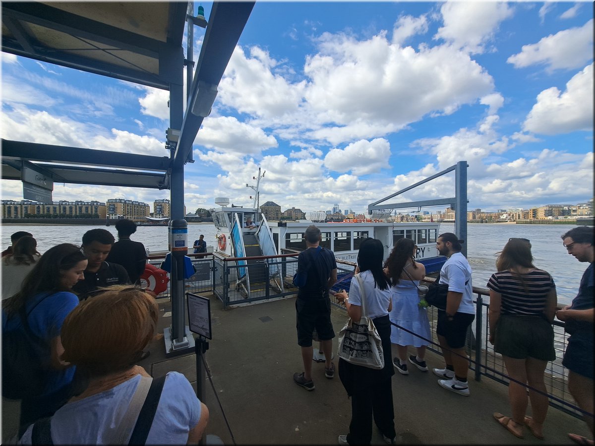 250728-Londyn-130803UberBoat_Ad.jpg