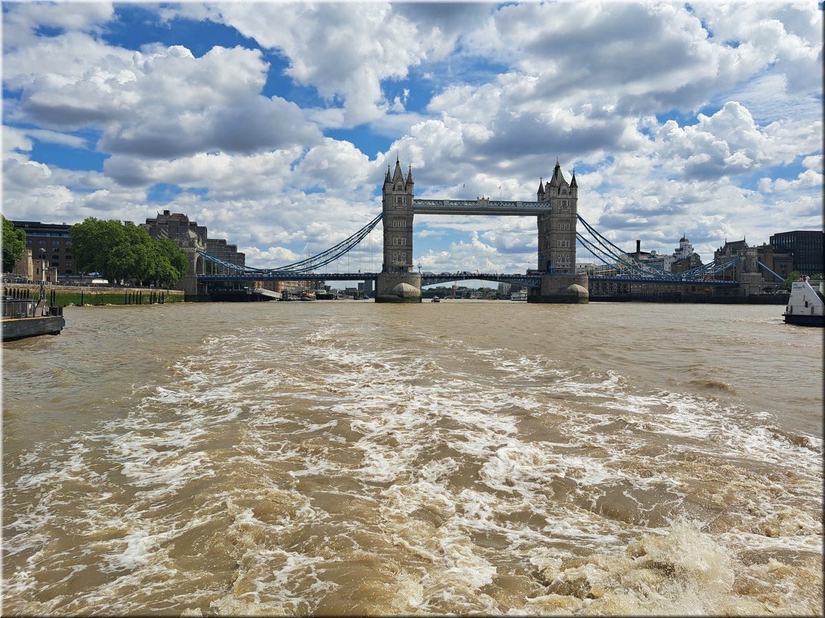 250728-Londyn-132123UberBoat_Ad.jpg