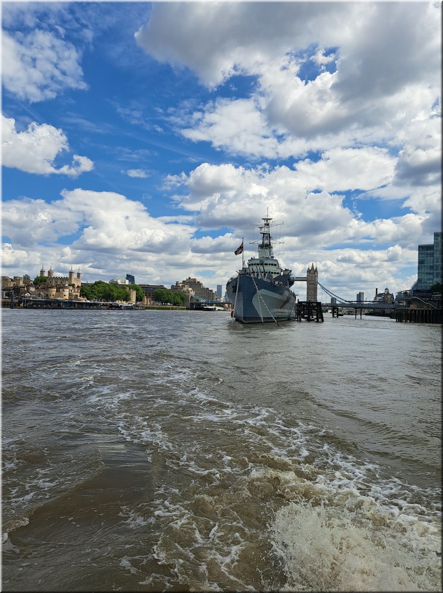 250728-Londyn-132604UberBoat_Ad.jpg