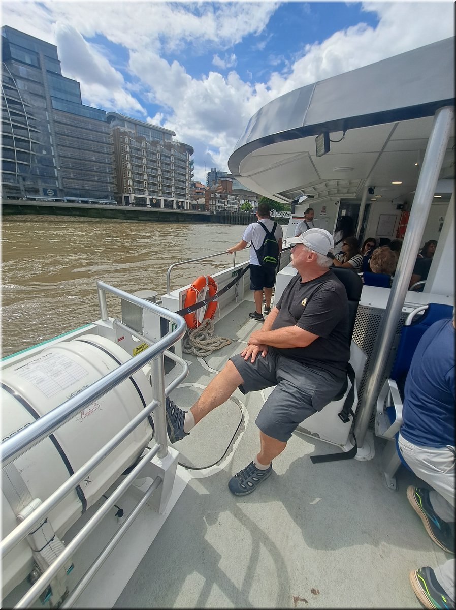 250728-Londyn-133118UberBoat_Ad.jpg