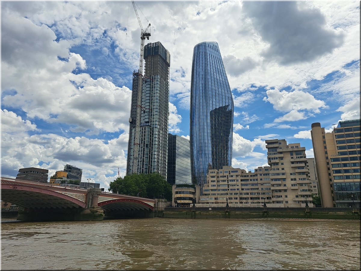 250728-Londyn-133535UberBoat_Ad.jpg