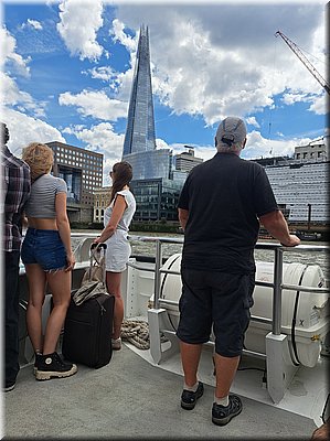 250728-Londyn-133022UberBoat_Ad.jpg