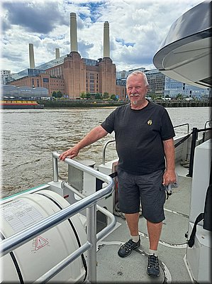 250728-Londyn-135906UberBoat_Ad.jpg