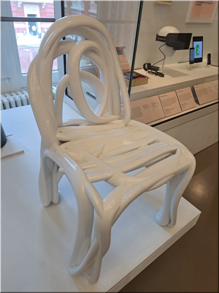 250729-Londyn-122212muzeum_H.jpg