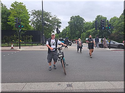 250729-Londyn-142512_Ad.jpg
