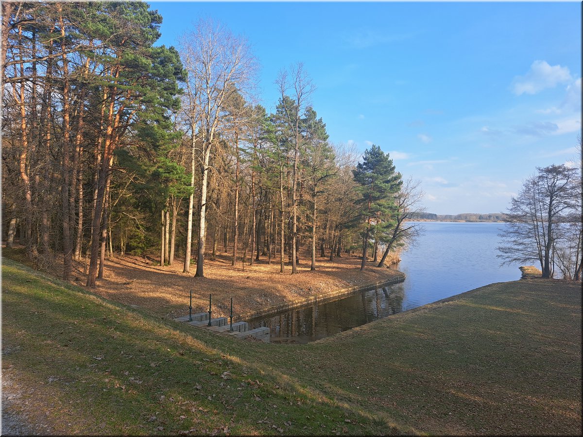 260311-kolemRozmberku-cyklo_153124.jpg