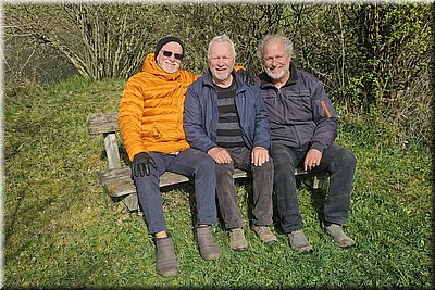 260326-FrancieLondon-3nalavicce2.jpg