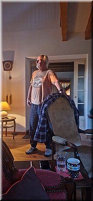 260327-FrancieLondon-Tauc-doma.jpg