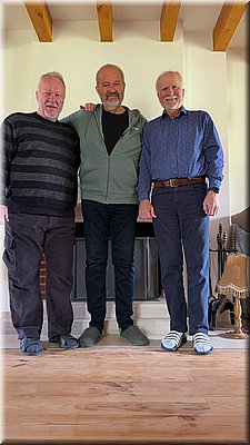 260328-FrancieLondon-3predkrbem.jpg