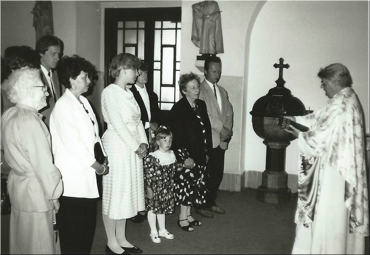 19900520-Adelka-krtiny.jpg