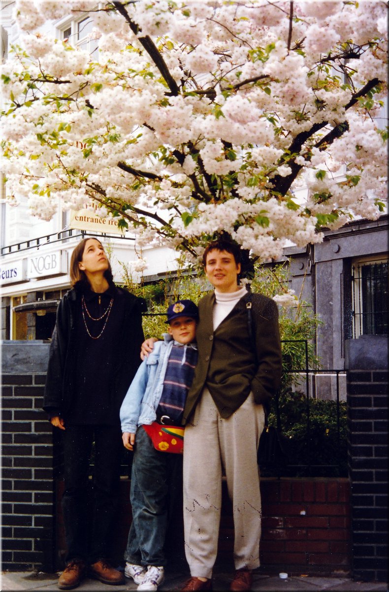 1996-Tyna-a-Tomas-a-Jaja-a-sakura,Holandsko.jpg