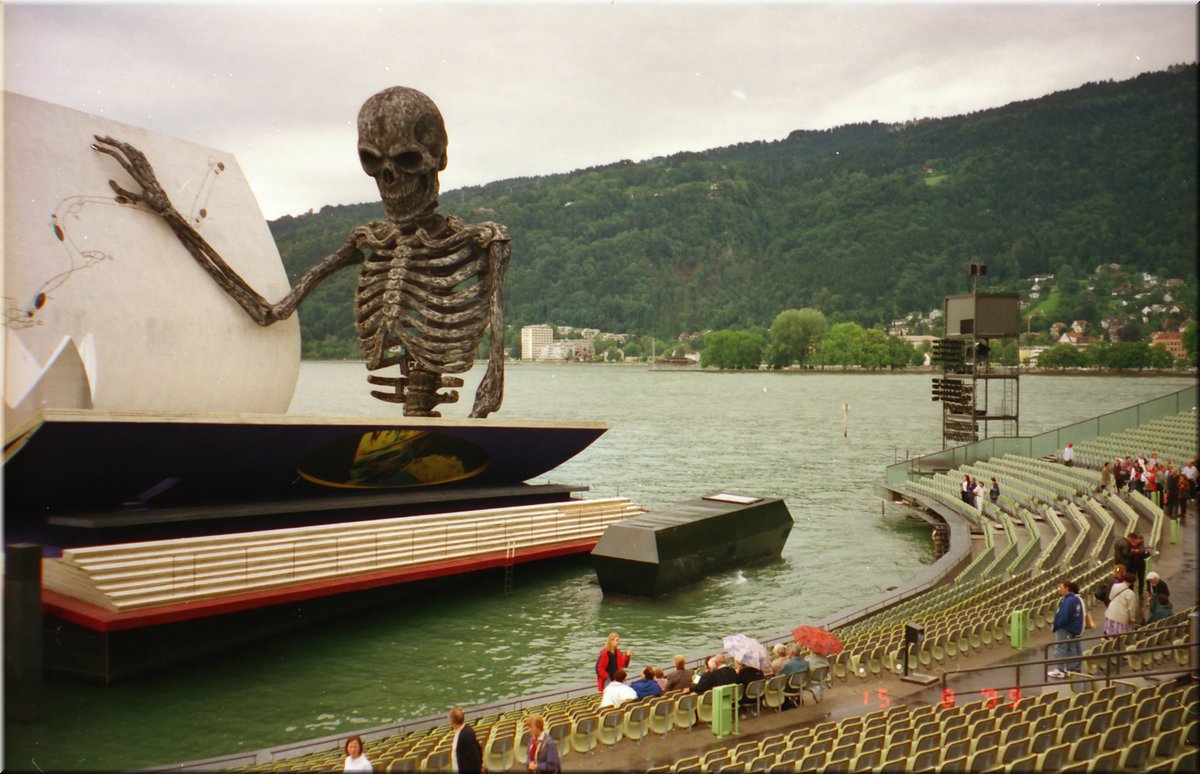 1999-08-Bregenz-SeeBuehne-smrtka.jpg