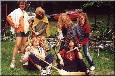 2001-05-Survival-carodejnice-6x.jpg