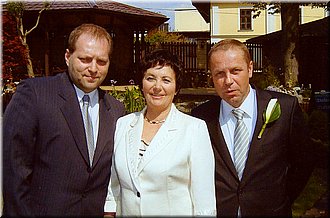 68_Pavel_Navratil,_Ludmila_stedra_a_Petr_Navratil_-_2009.jpg