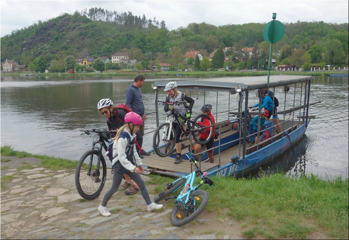 02Klecany-privoz-230513-BBCC-OkoHoBu-075_Vr.jpg