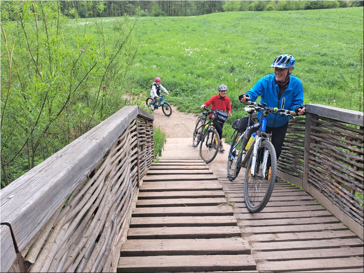 09mustekprespotok-230513-BBCC-OkoHoBu-30-wa.jpg