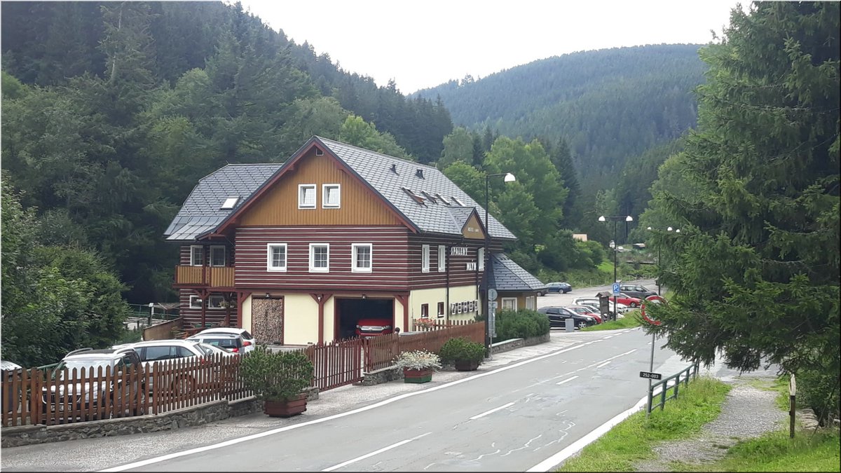 230825-BBCC-Cert-07SpalenyMlyn.jpg