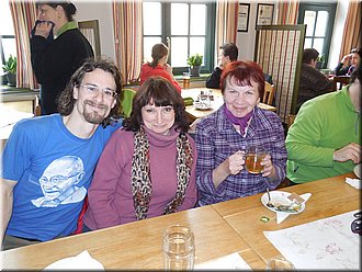 hosp_150418-DBN-vylet-Pruhonice-634_Lenka.JPG