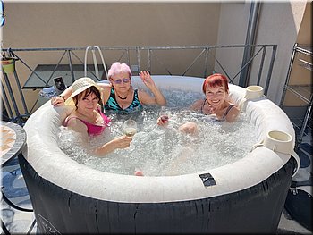 250614-DBN-Bubble-1bub-42_TH.jpg