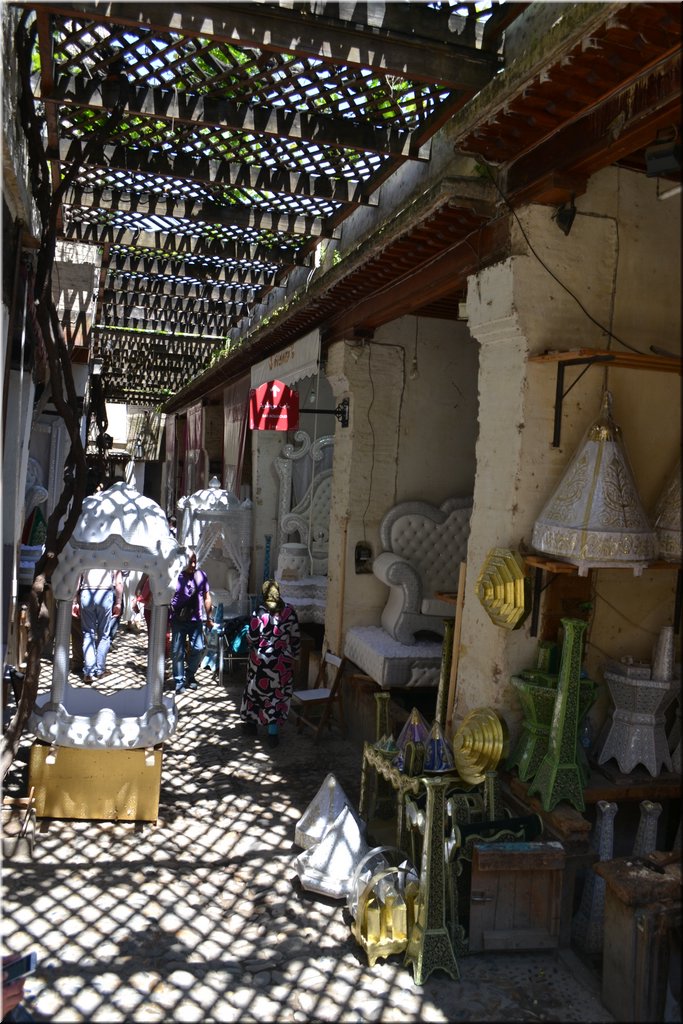 140501-Maroko-0568truhlarsky suk.JPG