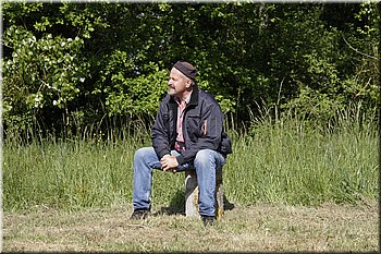 150430-vyletZDS-LondonFr-03_prochazka_po_pozemku-573.jpg