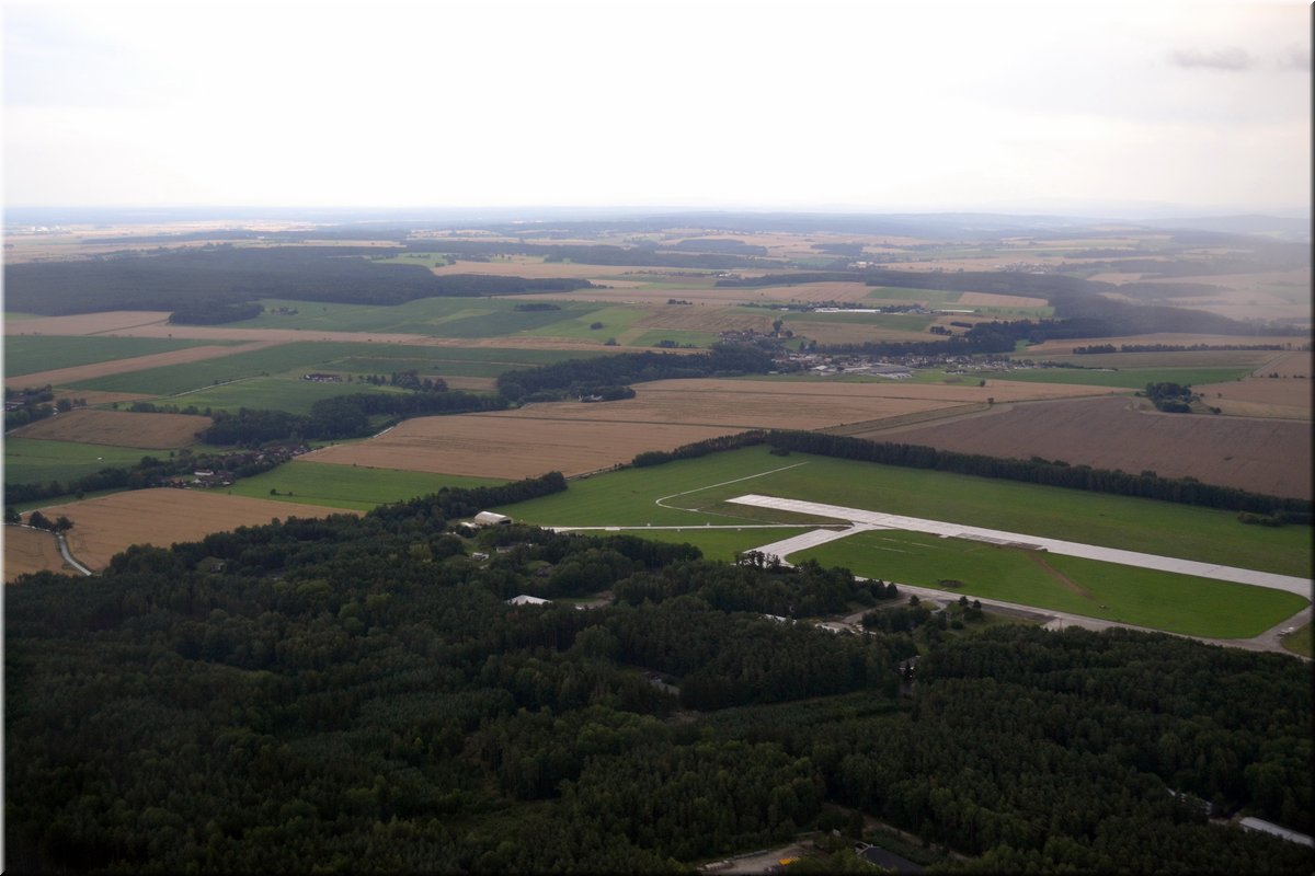 200724 letadlem 164 Bechynske letiste.JPG