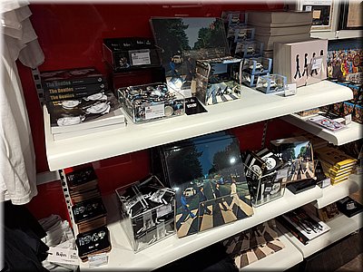250726-Londyn-125407AbbeyRoad-prodejna_H.jpg