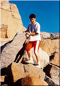 1997-Jaja-orientaky-na-skale.jpg