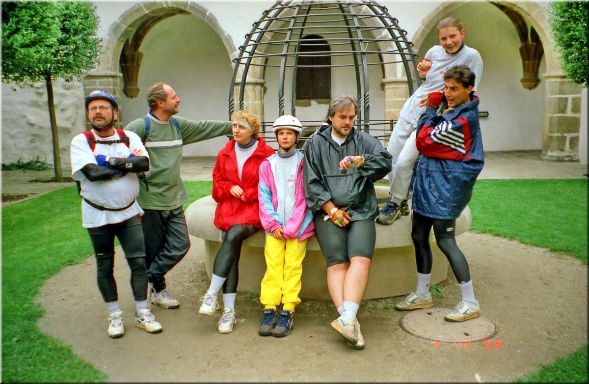 1998-10-04 BBCC Vojnikov Pisek studna 11 ---zneg.jpg