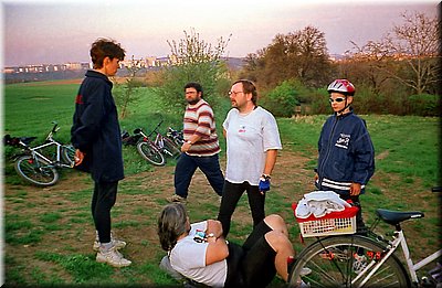 1999-04-10 BBCC OkoHoBu Danecek na zemi plus 4 ---zneg.jpg