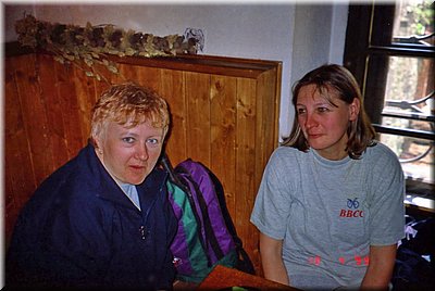 1999-04-10 BBCC OkoHoBu v hospode na Okori 4 ---zneg.jpg