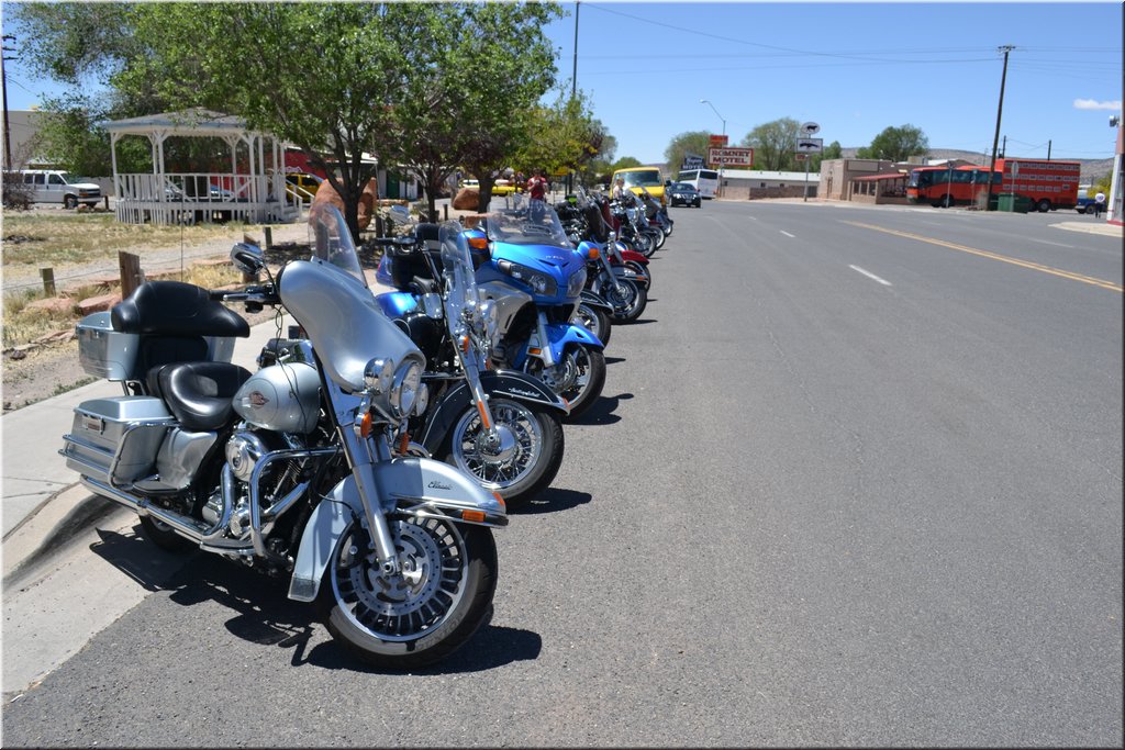 130520-USA-Route66-0026moto.JPG
