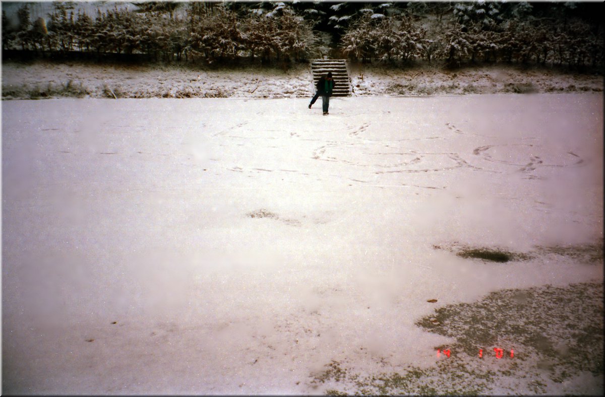 2001-01-14 BBCC Lochov (BBCC vyslapane na ledu) 44 ---zneg.jpg